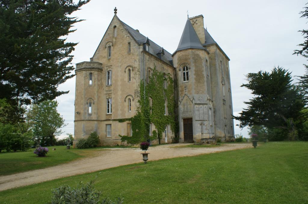 Chateau Fauchey Acomodação com café da manhã Cadillac Exterior foto